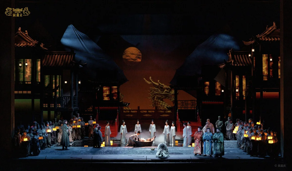 Turandot production photograph